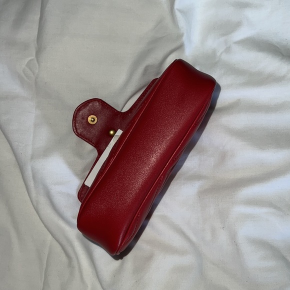 AUTHENTIC Gucci Marmont Red Flap Bag Quilted Mini ! LIKE NEW with tags - Picture 6 of 9